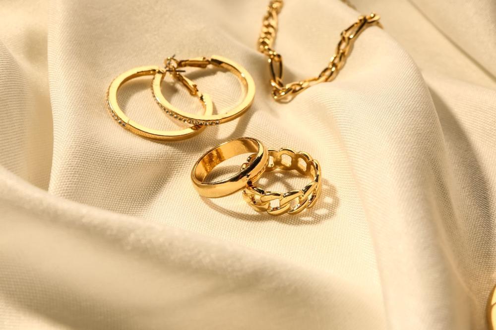 bagues-boucles-oreilles-collier